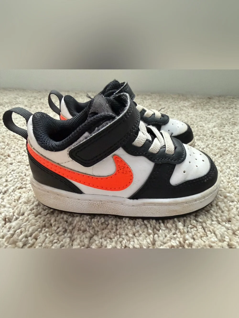 NIKE Toddler BQ5453-115 Court Borough Low 2 White/Black/Orange Size 6C